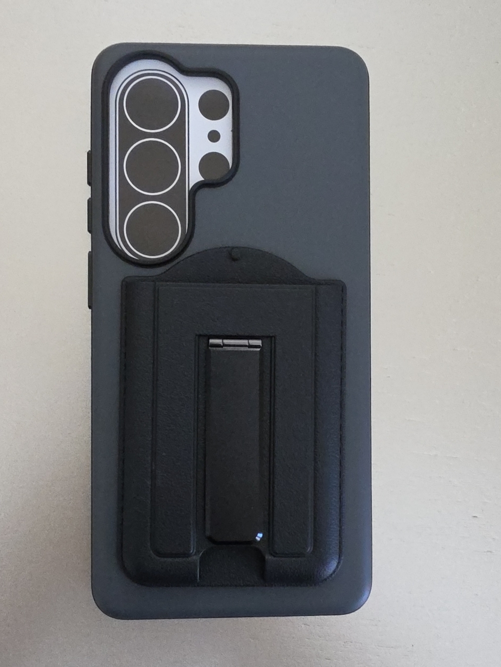 S26 Ultra Black Phone Case with Kickstand - Protective Grip Case